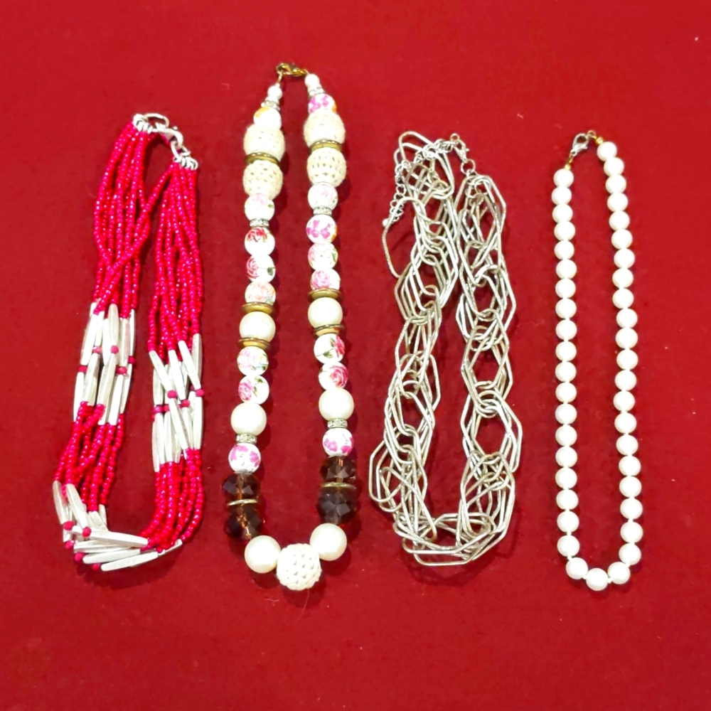 3 for $30 Mixed Lot of 4 Necklaces Fashion Jewelry Beaded Links Pearls